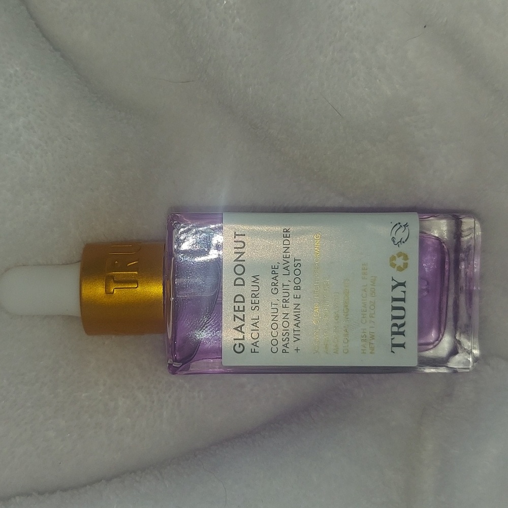 Truly Beauty Glazed Donut Facial Serum